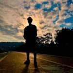 دانلود آهنگ آدم ارزون گرون تموم میشه برات