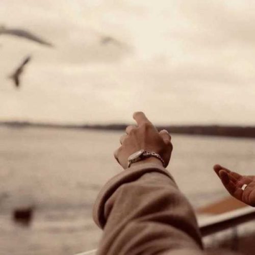 دانلود آهنگ با یه جمله یکی دلمو برده