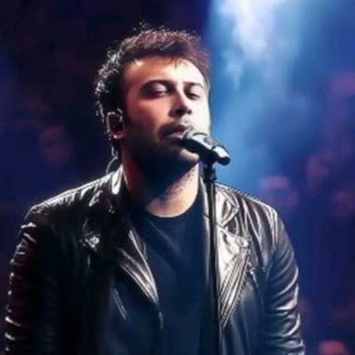 دانلود آهنگ دور از رخ تو دم‌ به‌ دم از گوشه چشمم